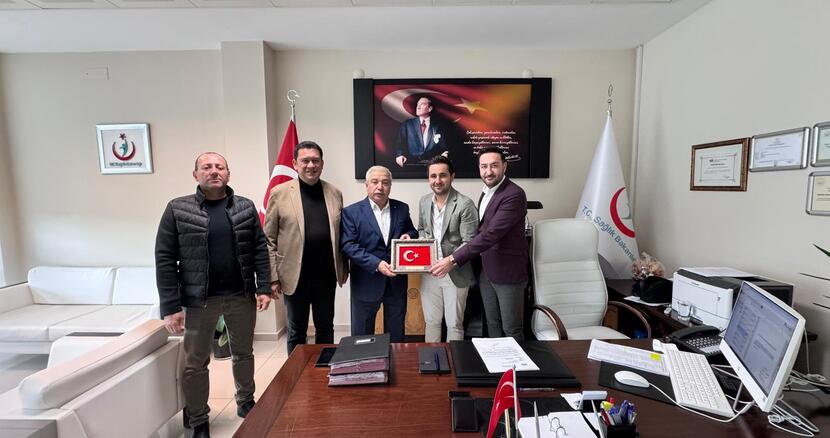 Mustafakemalpaşa Devlet Hastanemize Başhekim olarak atanan Uzm.Dr. Onur SEZER'e hayırlı olsun ziyaretinde bulunduk.